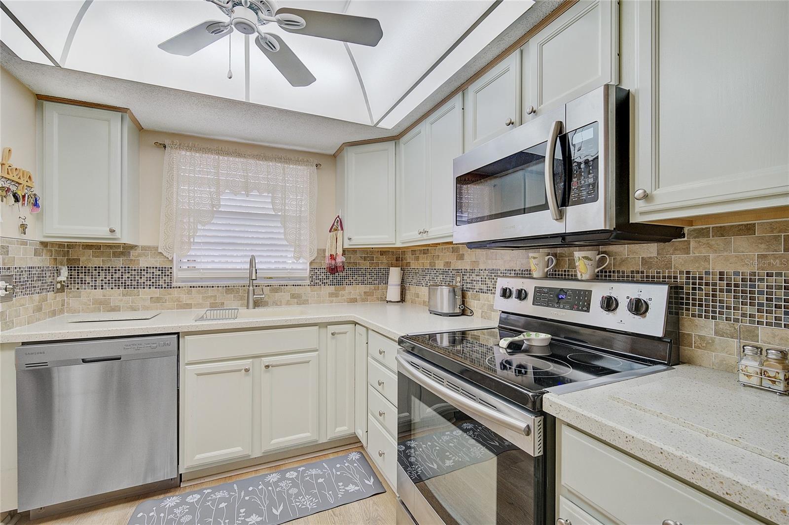 102 CAPRI ISLES BLVD #102, VENICE, FL, 34292