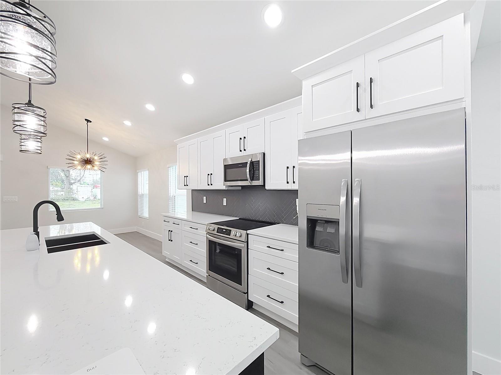 206 S WATER ST, PLANT CITY, FL, 33563