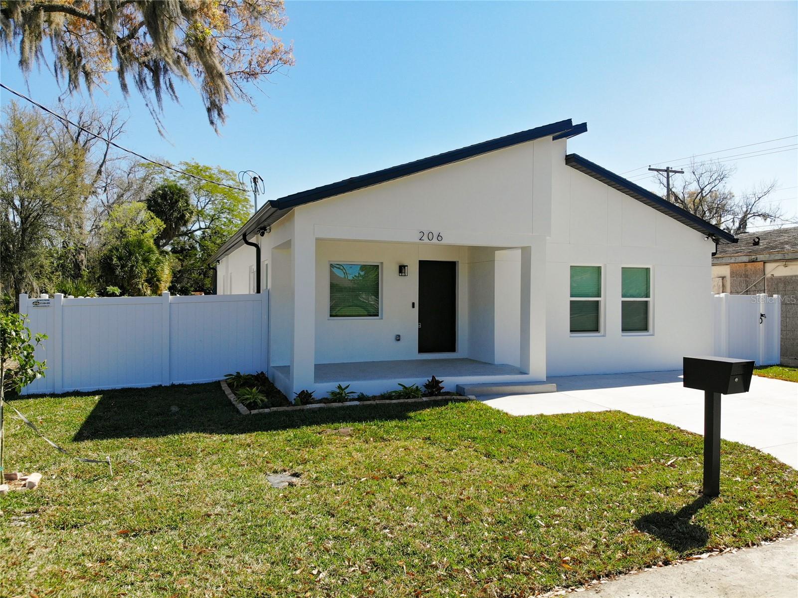 206 S WATER ST, PLANT CITY, FL, 33563