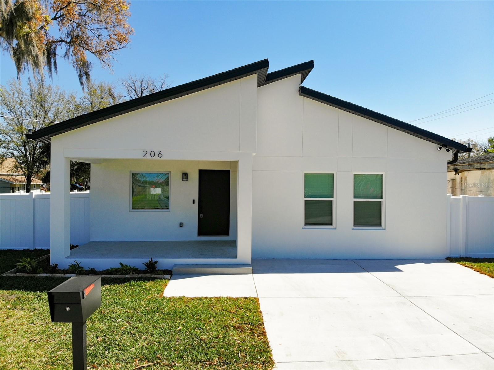206 S WATER ST, PLANT CITY, FL, 33563