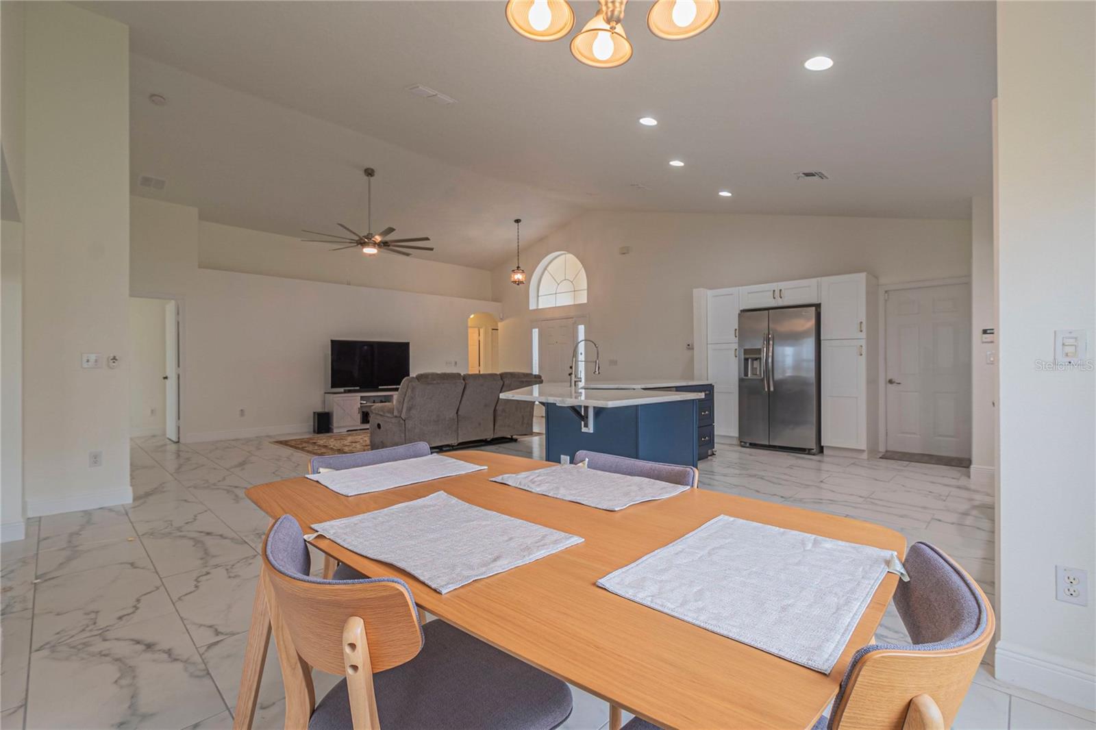 709 KNIGHTSBRIDGE CIR, DAVENPORT, FL, 33896