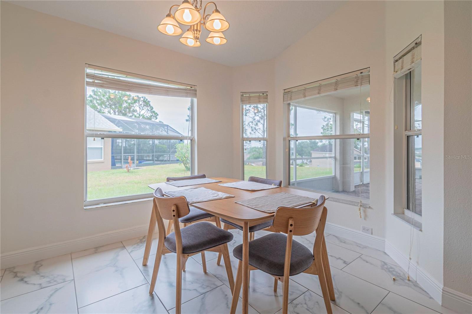 709 KNIGHTSBRIDGE CIR, DAVENPORT, FL, 33896