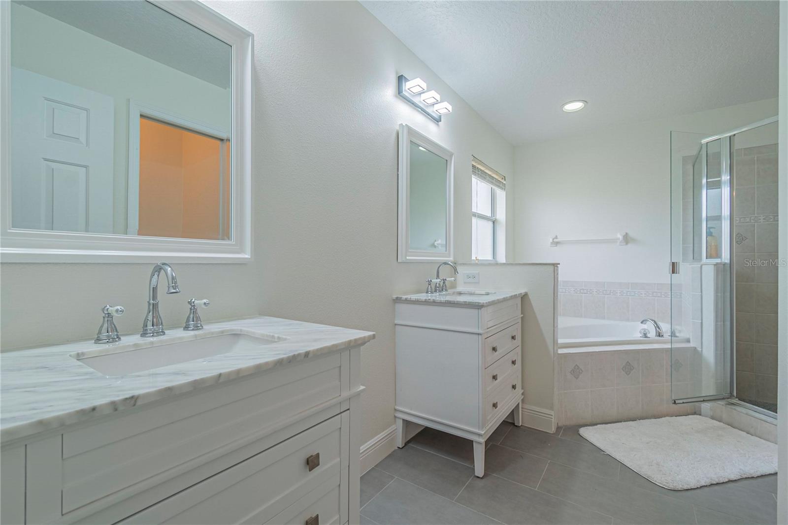 709 KNIGHTSBRIDGE CIR, DAVENPORT, FL, 33896