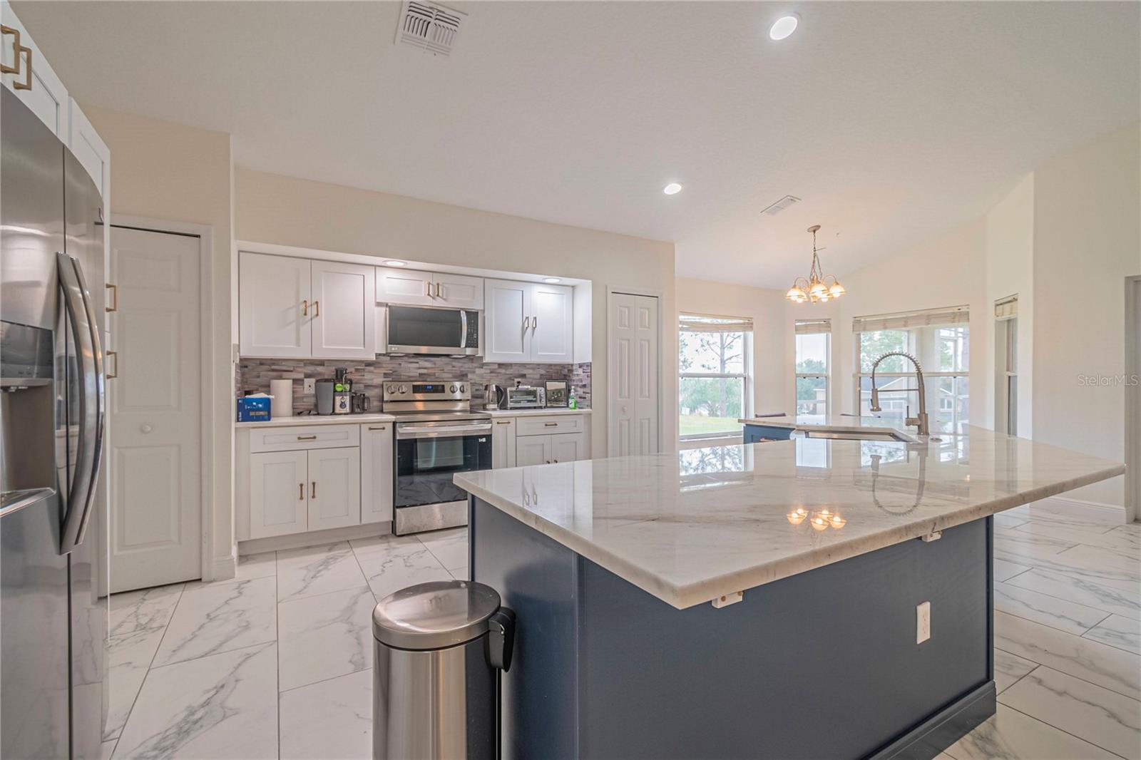 709 KNIGHTSBRIDGE CIR, DAVENPORT, FL, 33896
