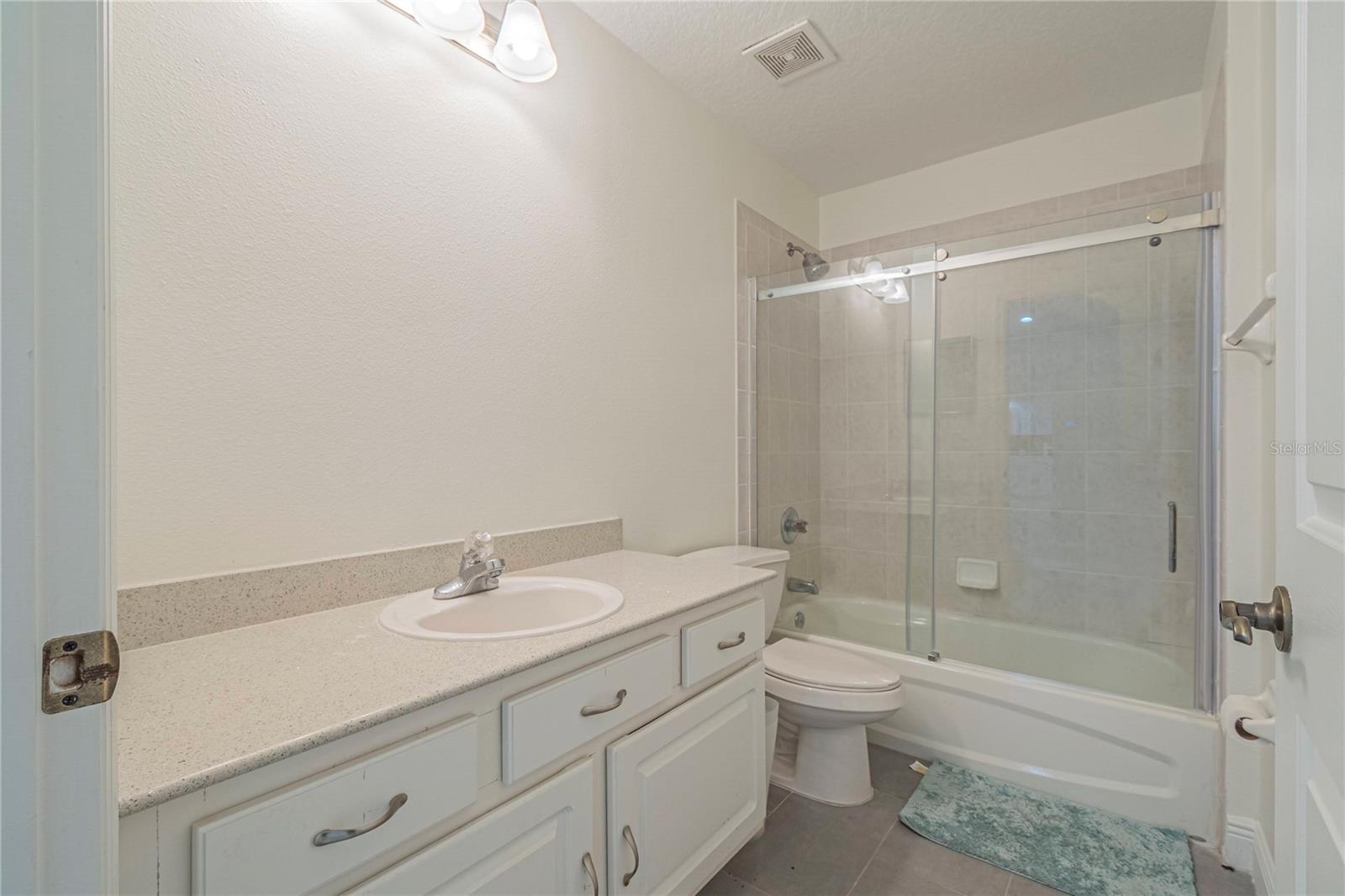 709 KNIGHTSBRIDGE CIR, DAVENPORT, FL, 33896
