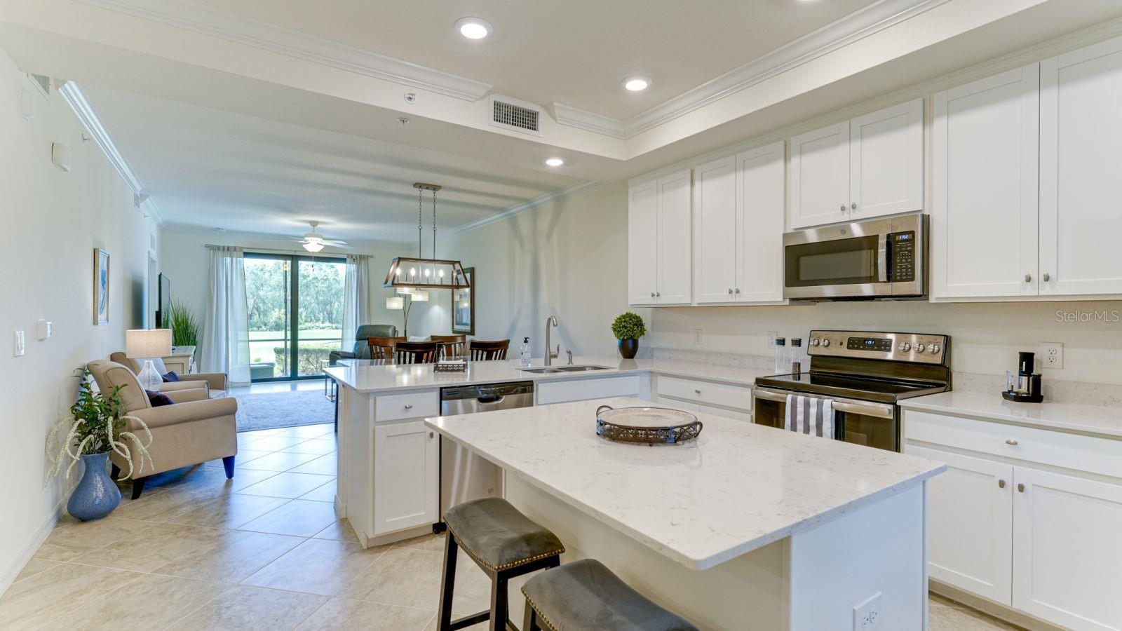 17510 GAWTHROP DR #105, BRADENTON, FL, 34211