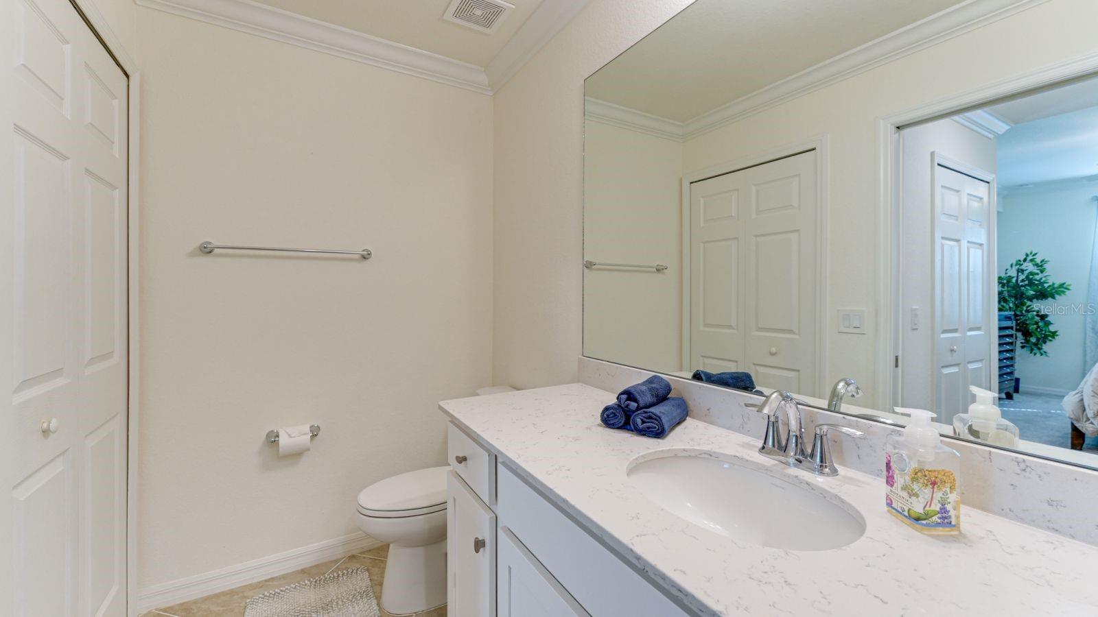 17510 GAWTHROP DR #105, BRADENTON, FL, 34211