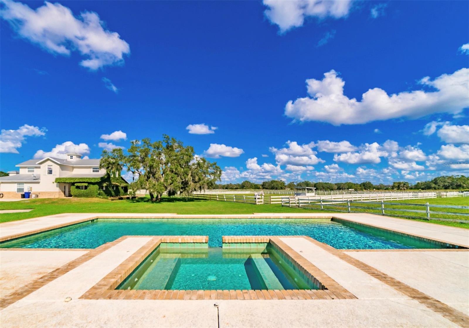15200 RAWLS RD, SARASOTA, FL, 34240