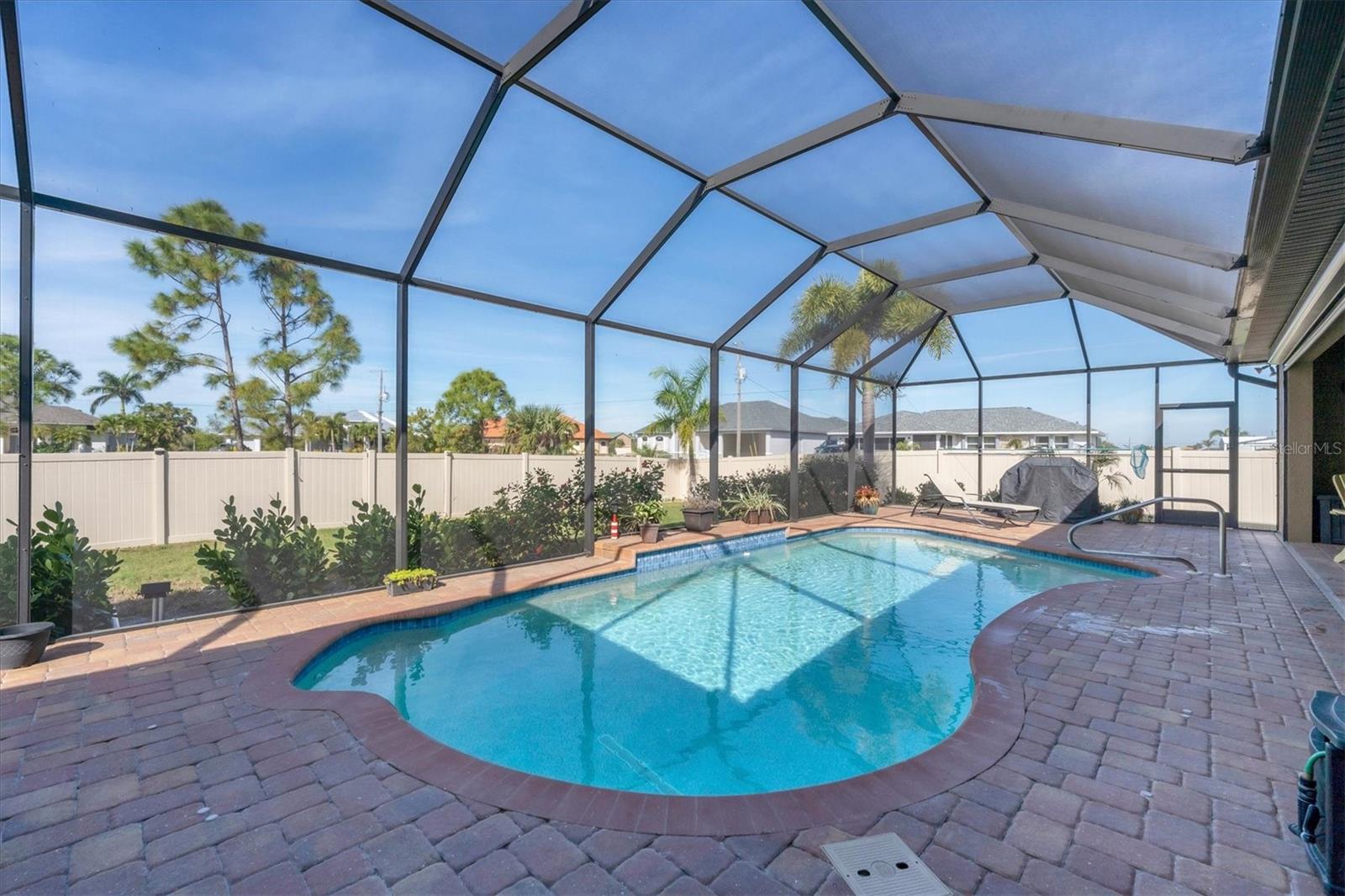 9303 MIGUE CIR, PORT CHARLOTTE, FL, 33981