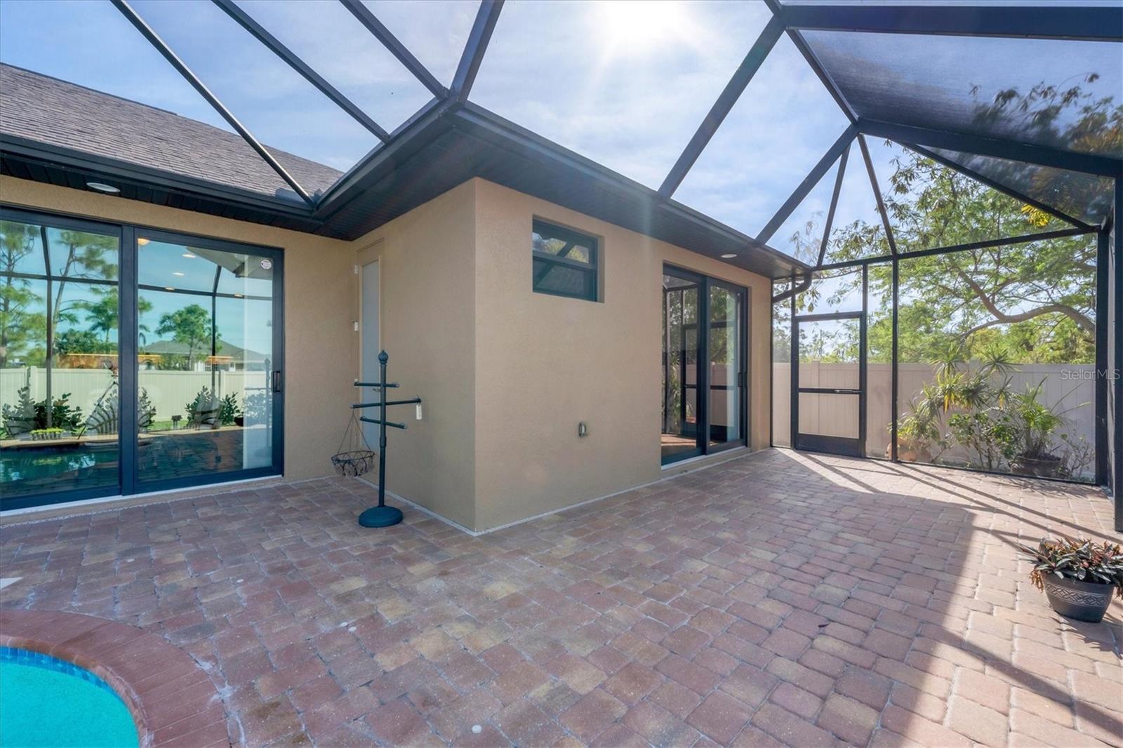 9303 MIGUE CIR, PORT CHARLOTTE, FL, 33981