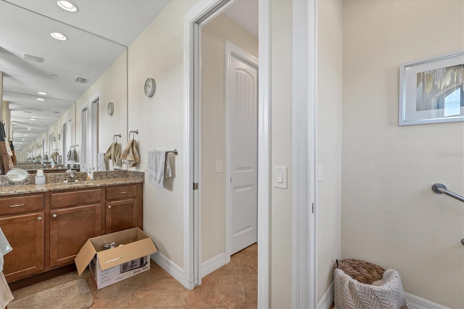 9303 MIGUE CIR, PORT CHARLOTTE, FL, 33981
