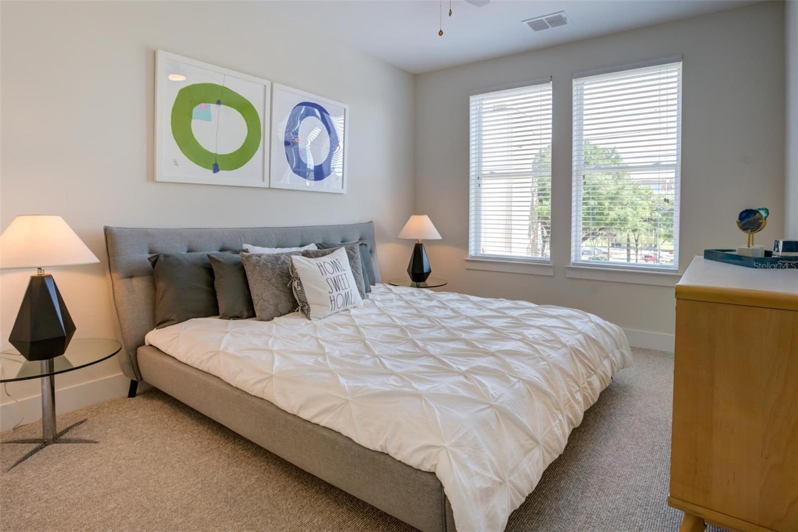 733 MAIN LN #2, ORLANDO, FL, 32801