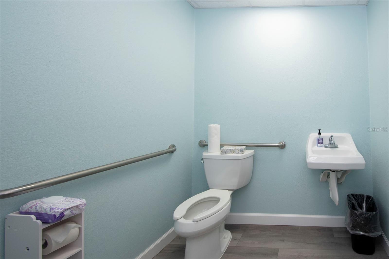 4535 TAMIAMI TRL, PORT CHARLOTTE, FL, 33980