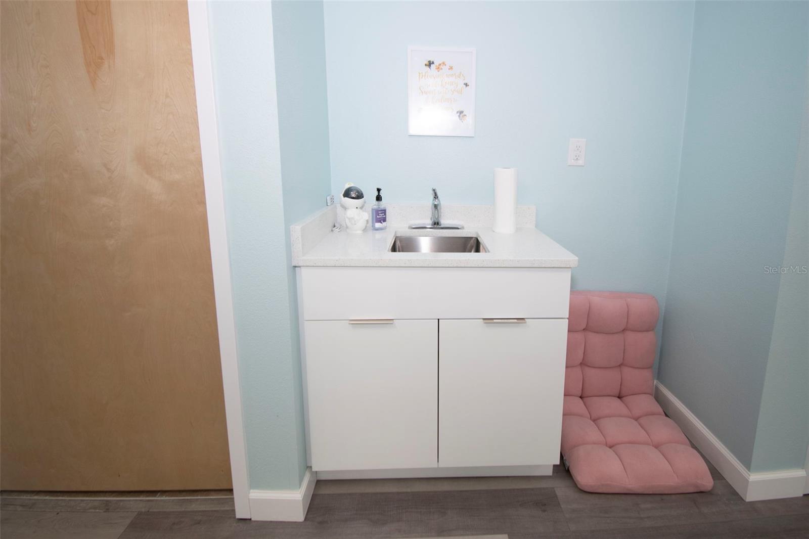 4535 TAMIAMI TRL, PORT CHARLOTTE, FL, 33980