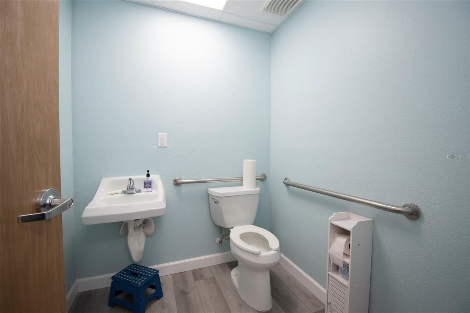 4535 TAMIAMI TRL, PORT CHARLOTTE, FL, 33980