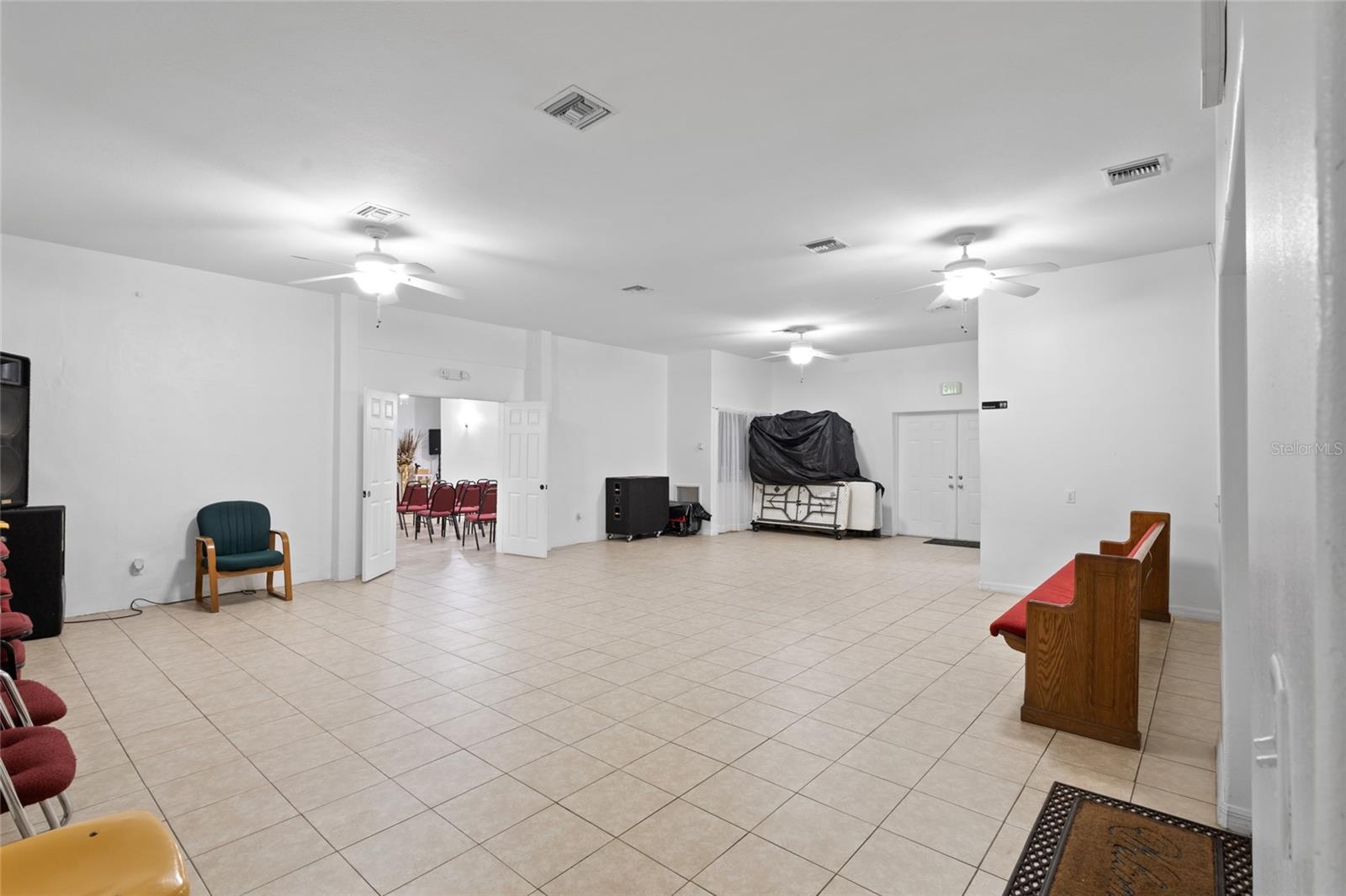 106 E BERESFORD AVE, DELAND, FL, 32724