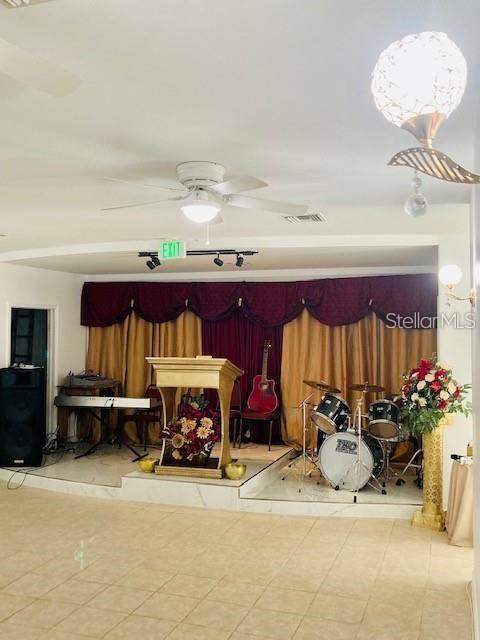 106 E BERESFORD AVE, DELAND, FL, 32724