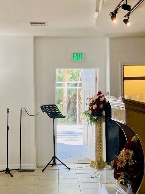 106 E BERESFORD AVE, DELAND, FL, 32724