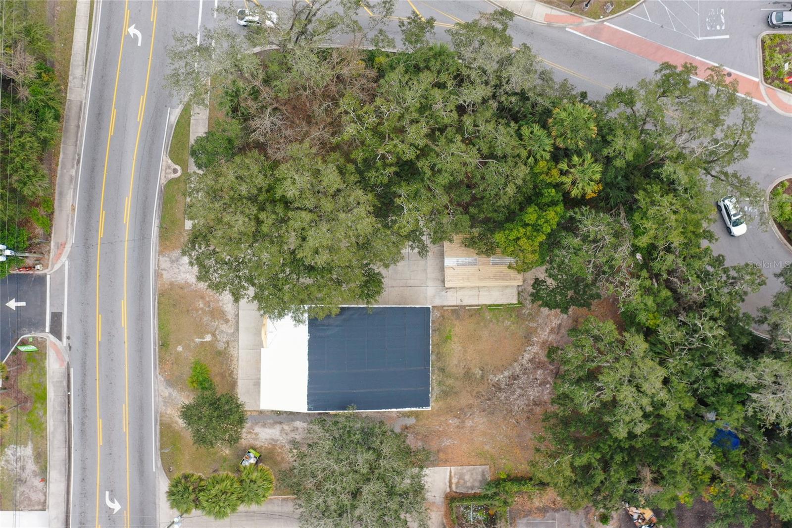 106 E BERESFORD AVE, DELAND, FL, 32724