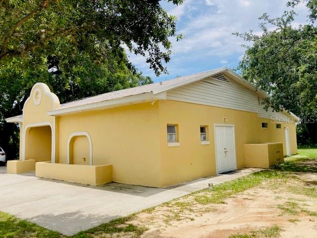 106 E BERESFORD AVE, DELAND, FL, 32724