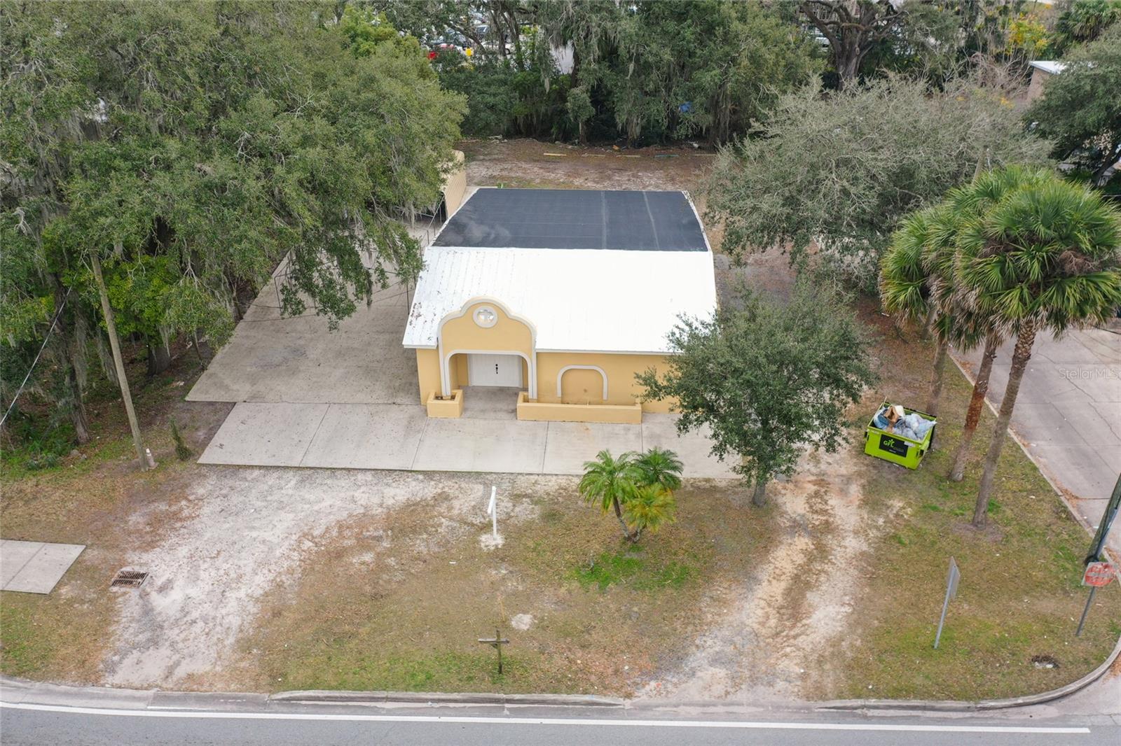 106 E BERESFORD AVE, DELAND, FL, 32724
