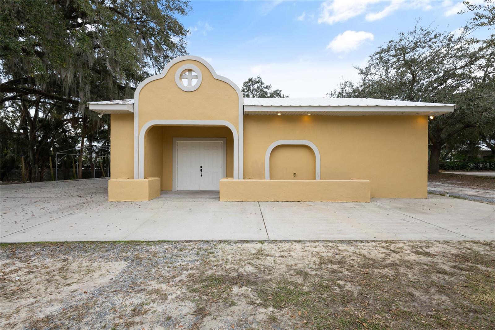 106 E BERESFORD AVE, DELAND, FL, 32724