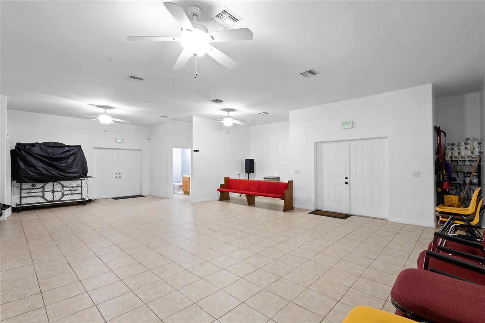 106 E BERESFORD AVE, DELAND, FL, 32724