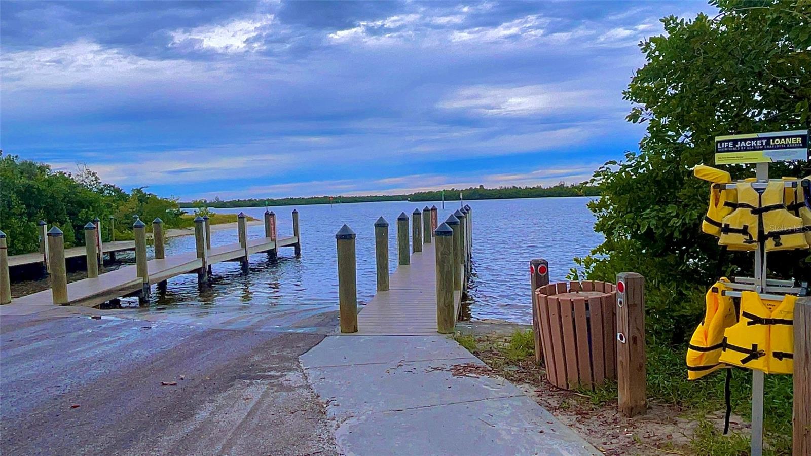 106 BARRE DR NW, PORT CHARLOTTE, FL, 33952