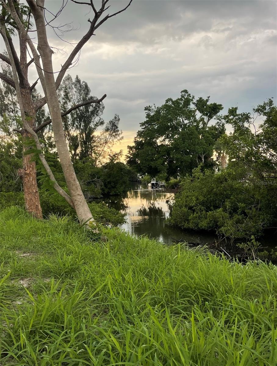 106 BARRE DR NW, PORT CHARLOTTE, FL, 33952