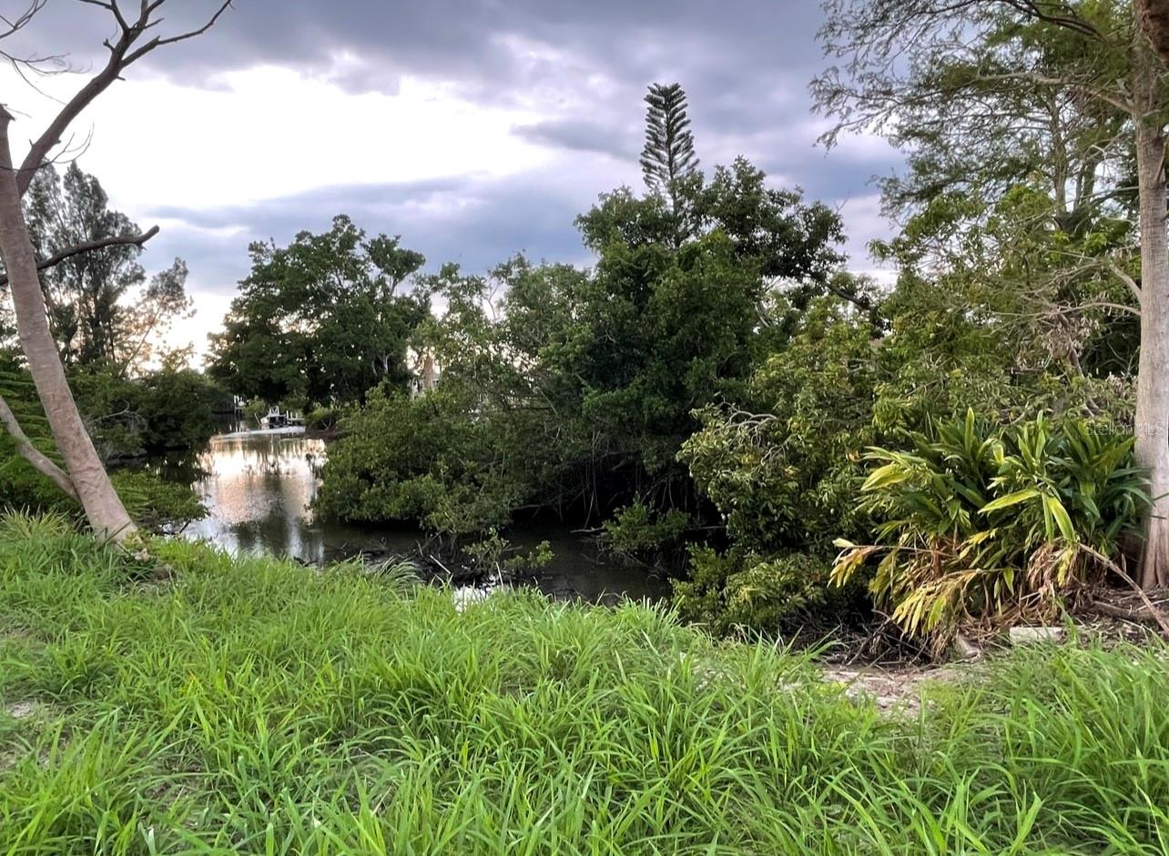 106 BARRE DR NW, PORT CHARLOTTE, FL, 33952