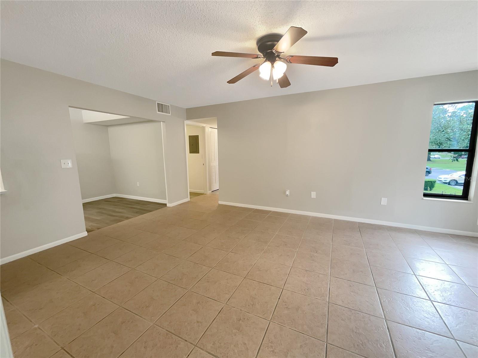 1424 PINE GLEN LN #D2, TARPON SPRINGS, FL, 34688