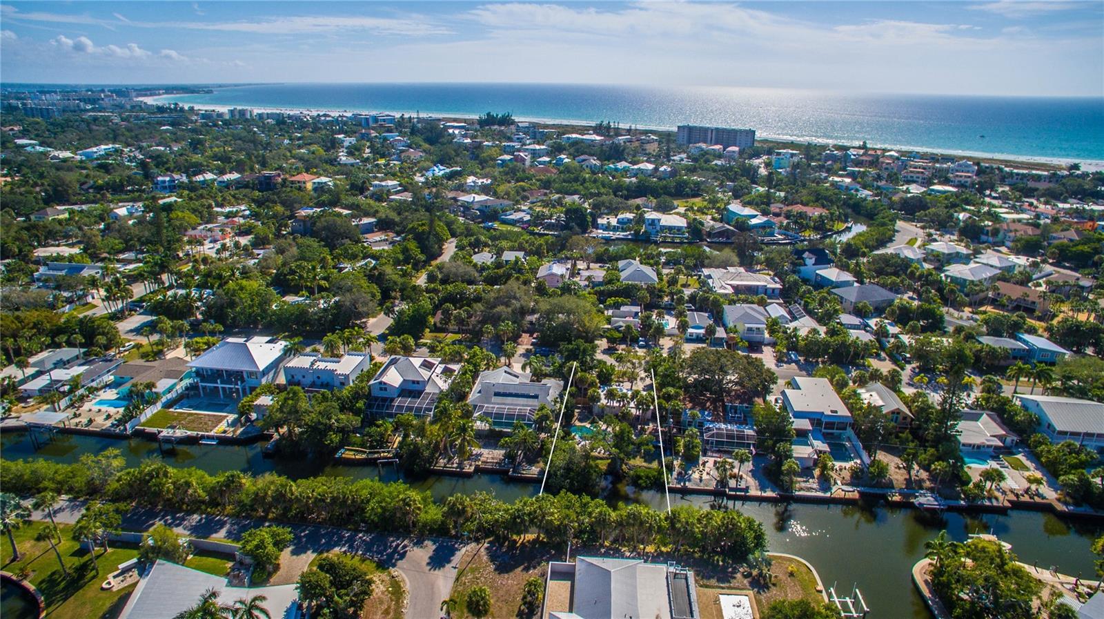 451 AVENIDA DE MAYO, SARASOTA, FL, 34242