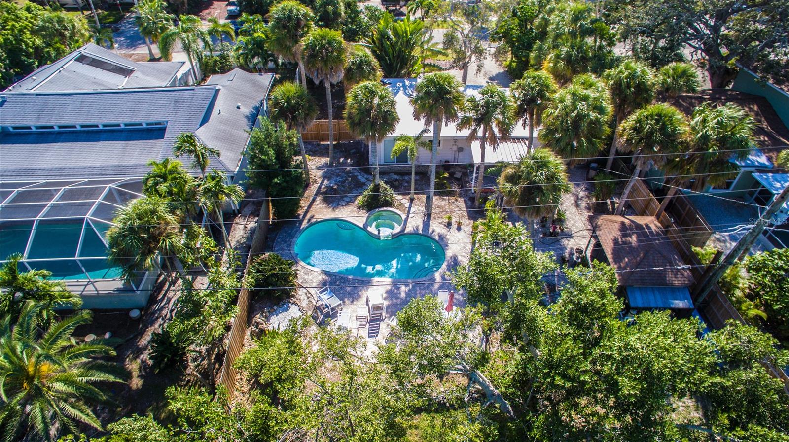 451 AVENIDA DE MAYO, SARASOTA, FL, 34242