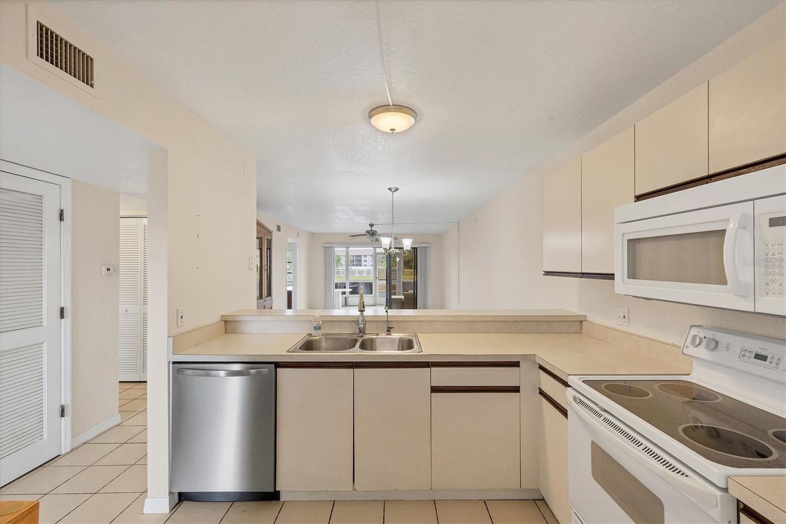 175 KINGS HWY #1014, PUNTA GORDA, FL, 33983