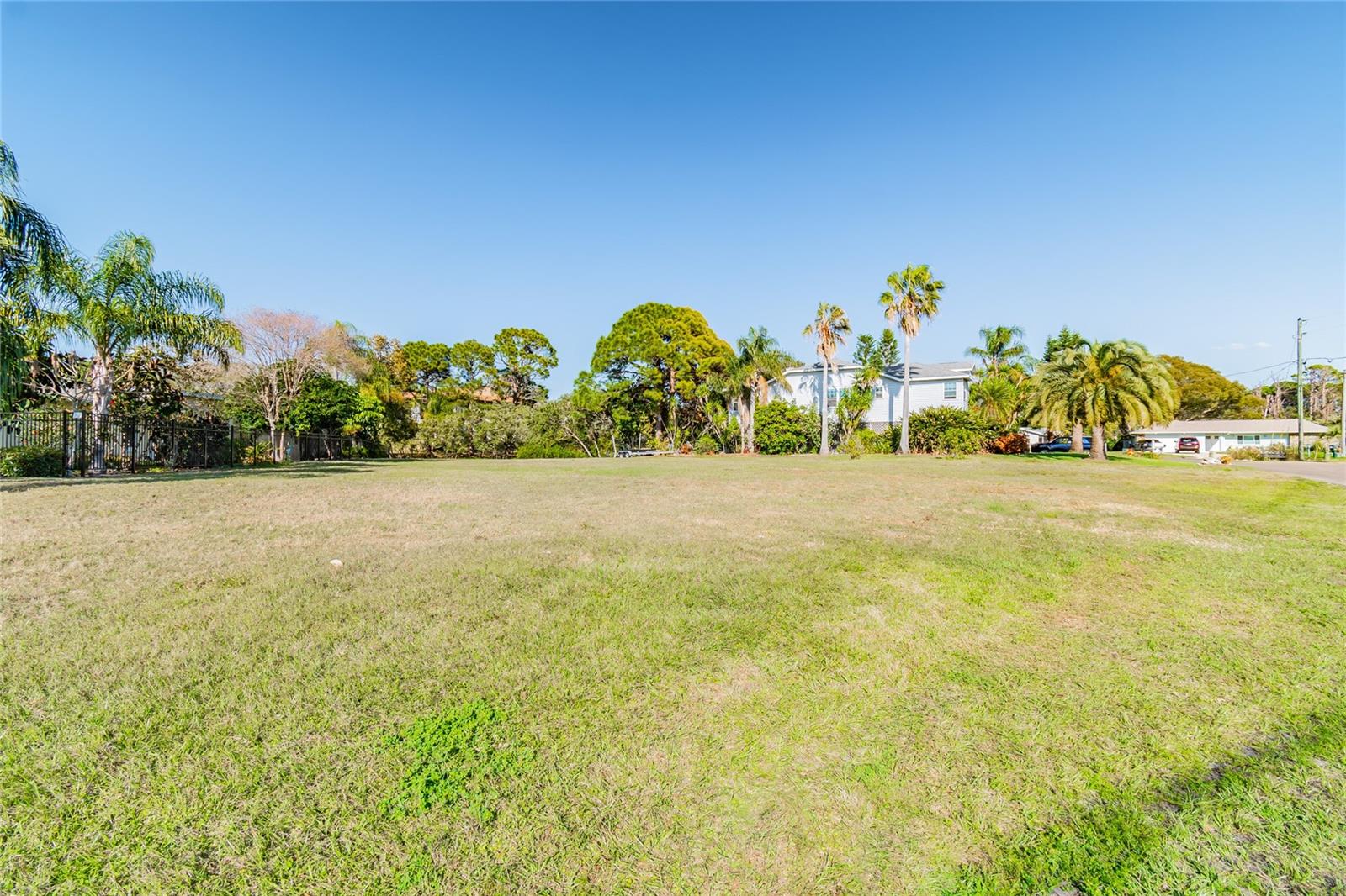 S FLORIDA AVE, TARPON SPRINGS, FL, 34689