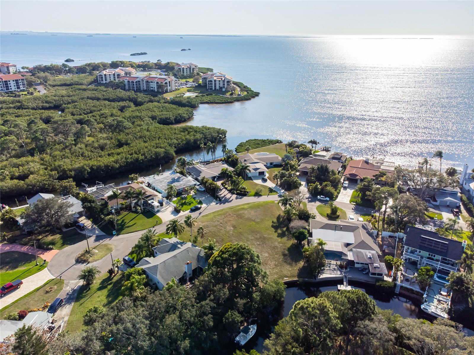 S FLORIDA AVE, TARPON SPRINGS, FL, 34689