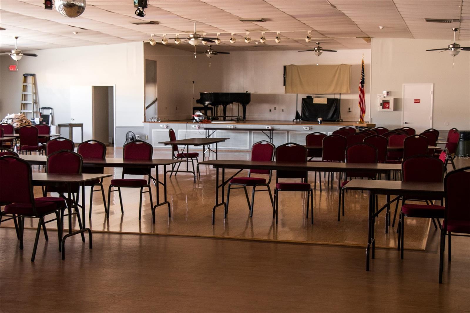 U8222848 Property Photo