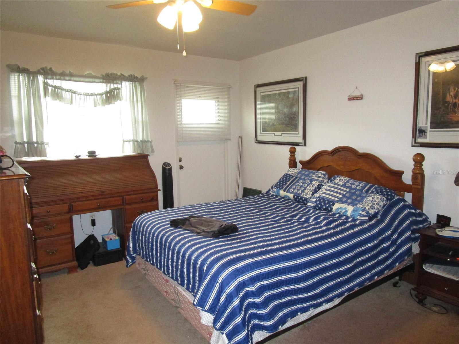 U8222848 Property Photo