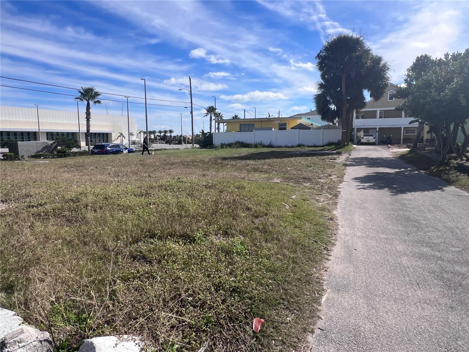 EARL ST, DAYTONA BEACH, FL, 32118