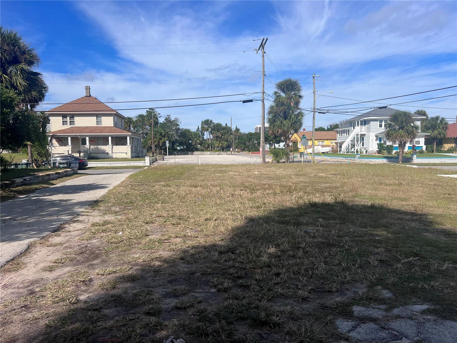 EARL ST, DAYTONA BEACH, FL, 32118