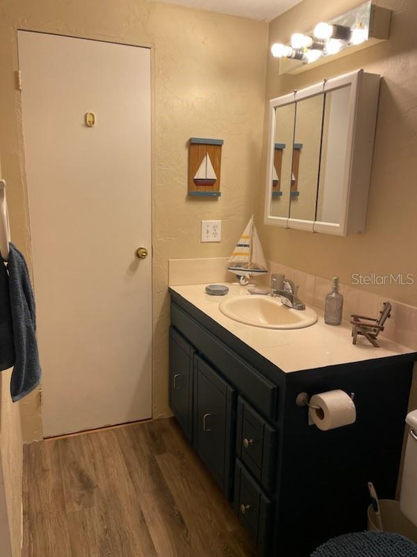 130 H H Burch RD, OAK HILL, FL, 32759