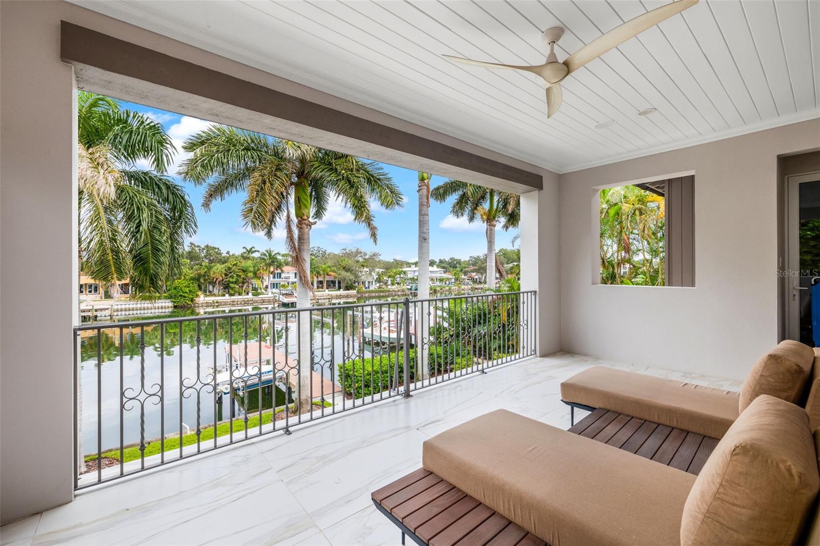 851 BRIGHTWATERS BLVD NE, ST PETERSBURG, FL, 33704