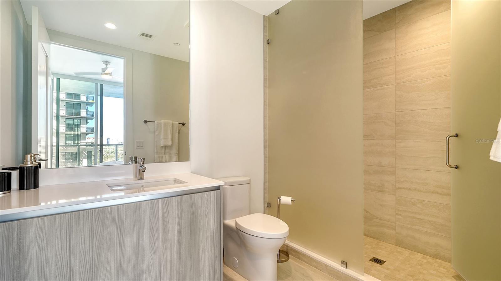 301 QUAY COMMONS DR #704, SARASOTA, FL, 34236