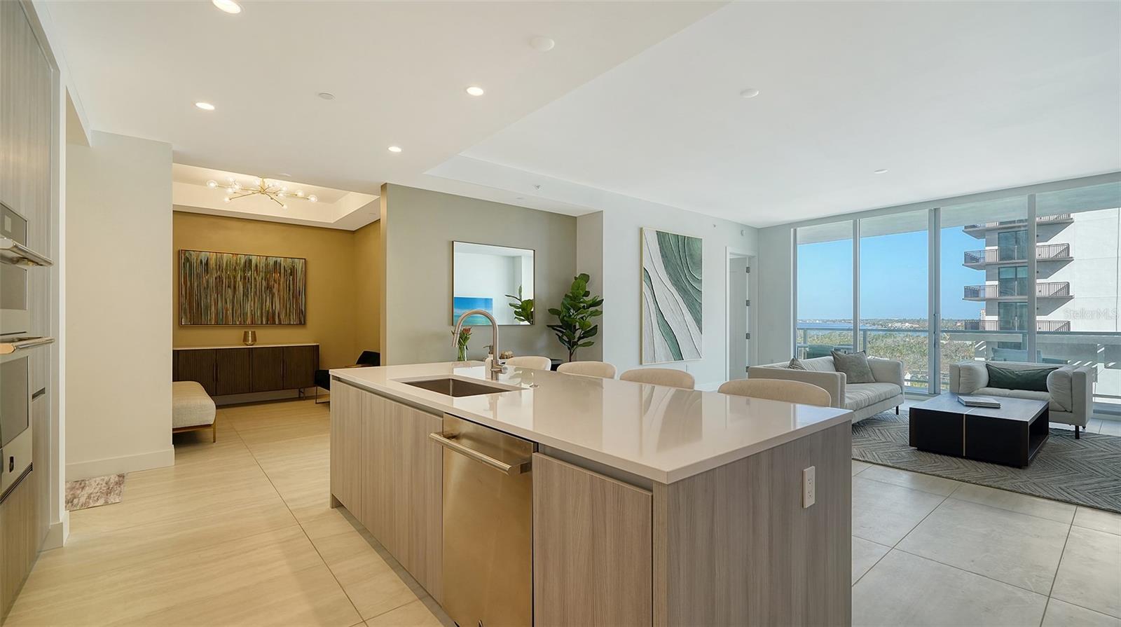 301 QUAY COMMONS DR #704, SARASOTA, FL, 34236