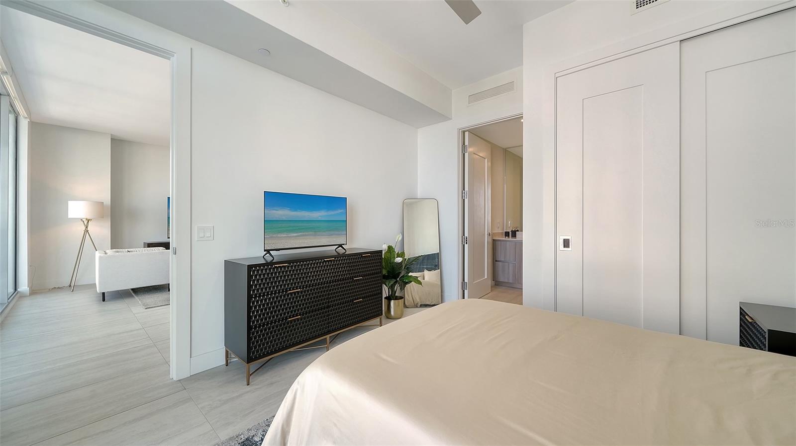 301 QUAY COMMONS DR #704, SARASOTA, FL, 34236