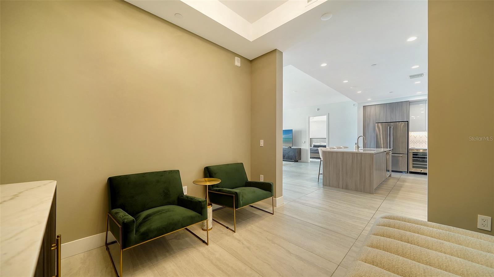 301 QUAY COMMONS DR #704, SARASOTA, FL, 34236