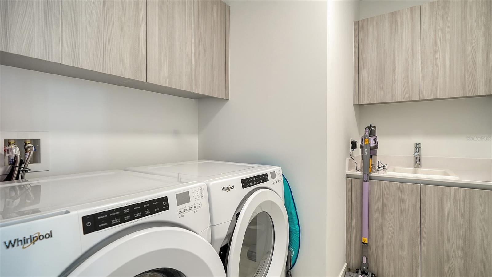 301 QUAY COMMONS DR #704, SARASOTA, FL, 34236