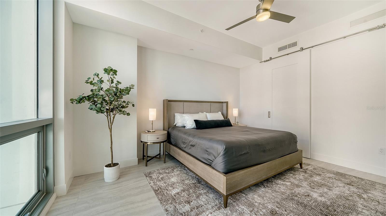 301 QUAY COMMONS DR #704, SARASOTA, FL, 34236