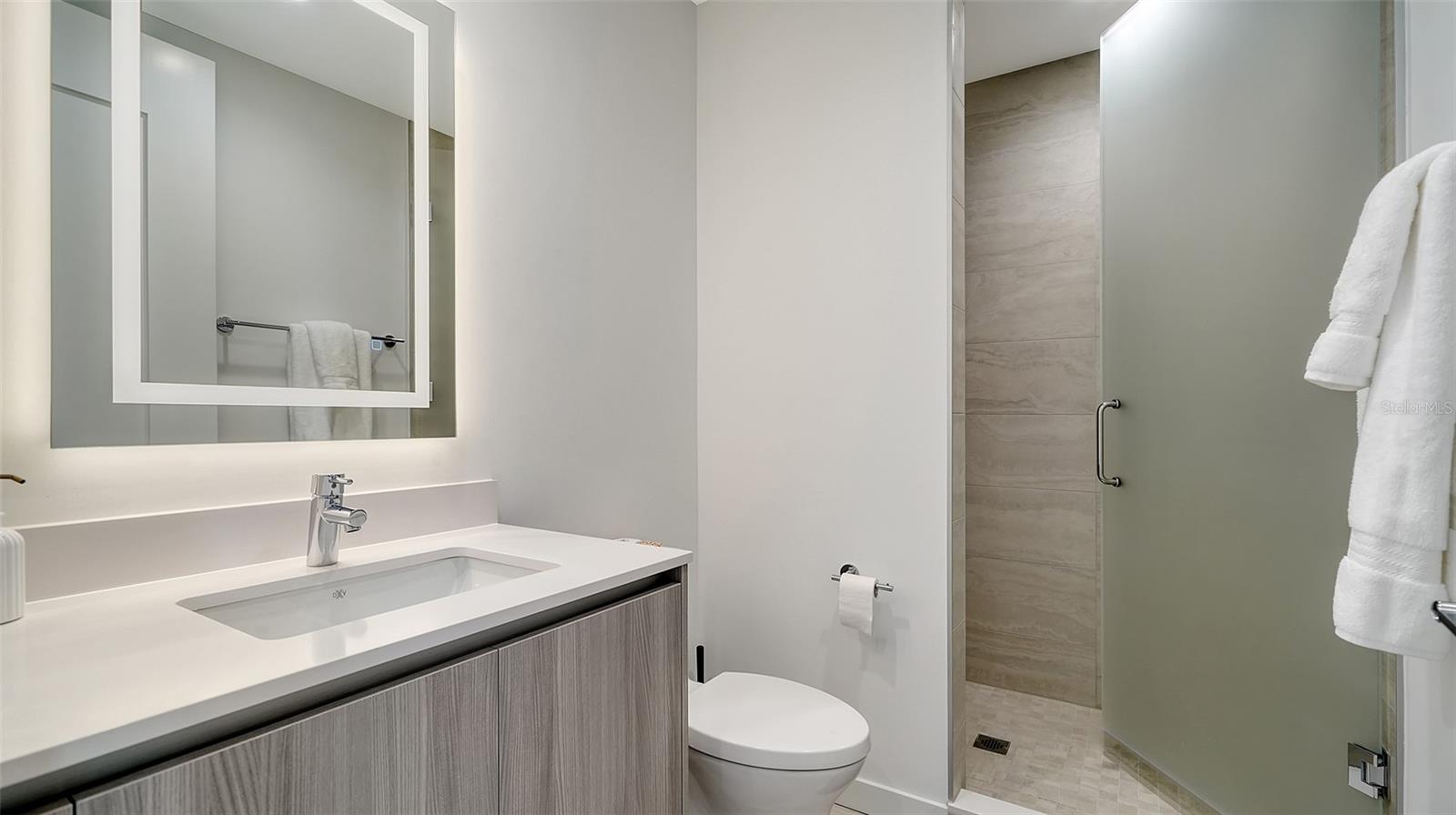 301 QUAY COMMONS DR #704, SARASOTA, FL, 34236