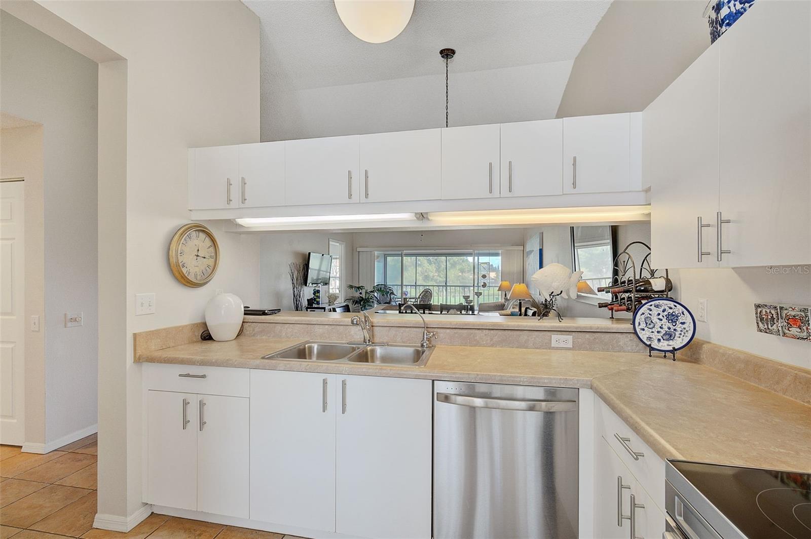 4706 SAND TRAP STREET CIR E #202, BRADENTON, FL, 34203